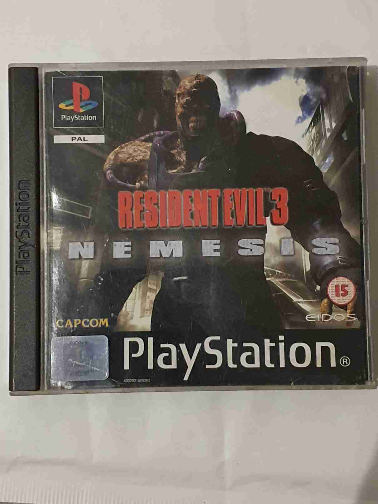 RESIDENT EVIL 3 NEMESIS -EN-