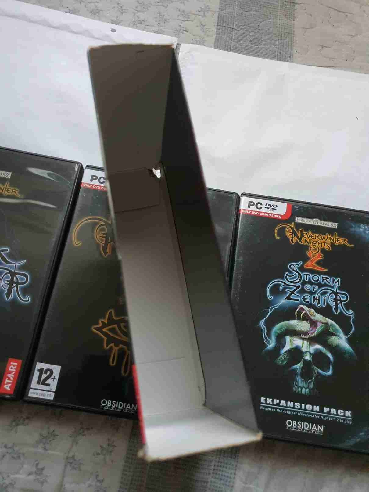 NEVERWINTER NIGHT 2 DELUXE EDITION 