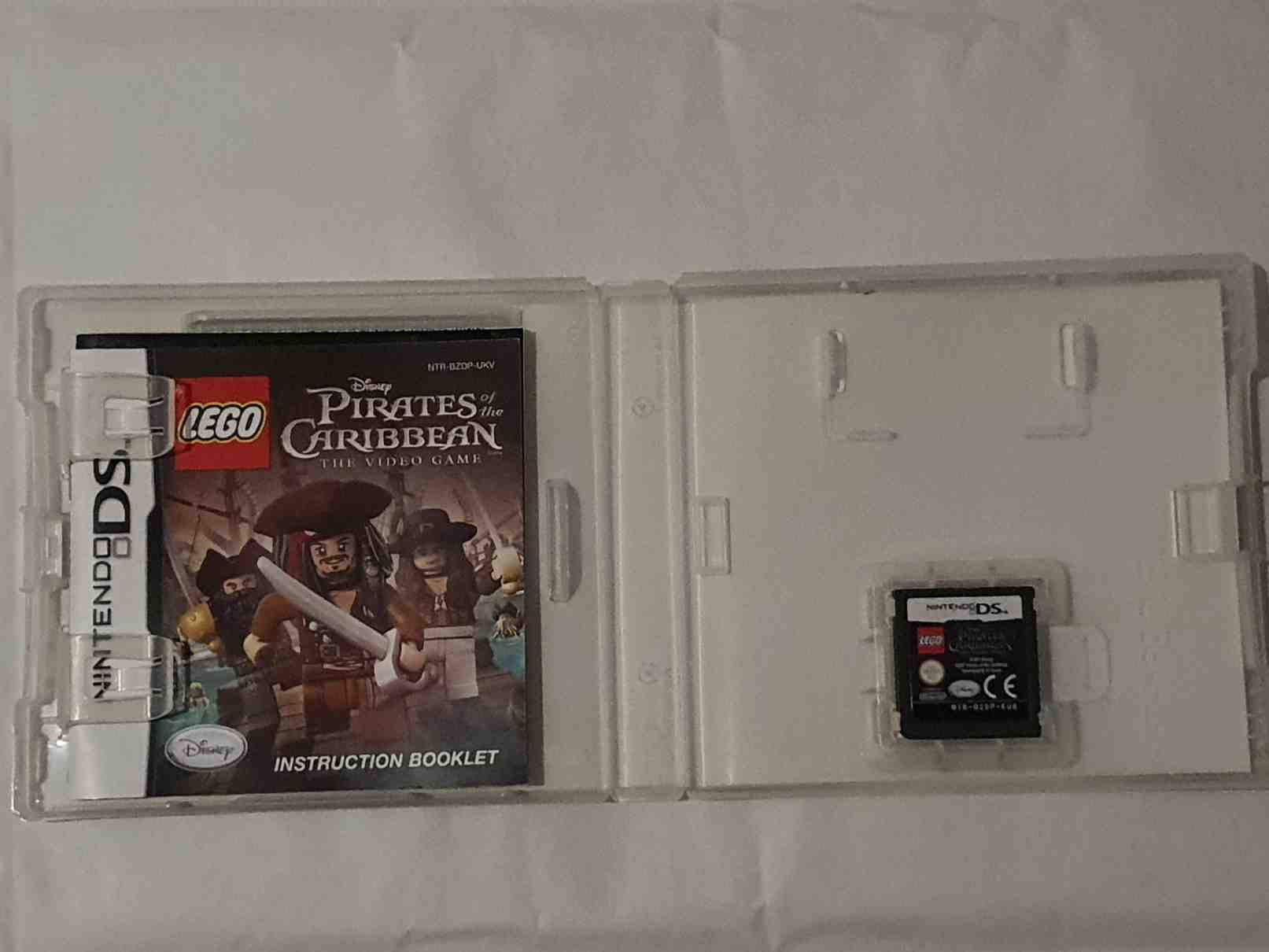 LEGO PIRATES OFTHE CARIBBEAN THE VIDEO GAME -EN- 