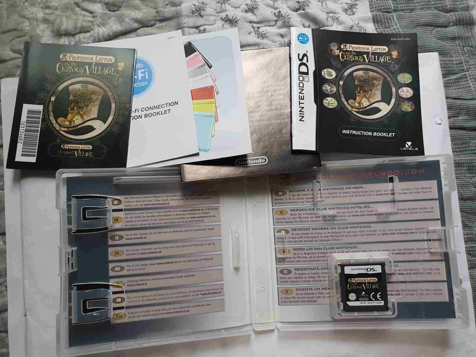 PROFESSOR LAYTON AND THE CURIOUS VILLAGE -EN-