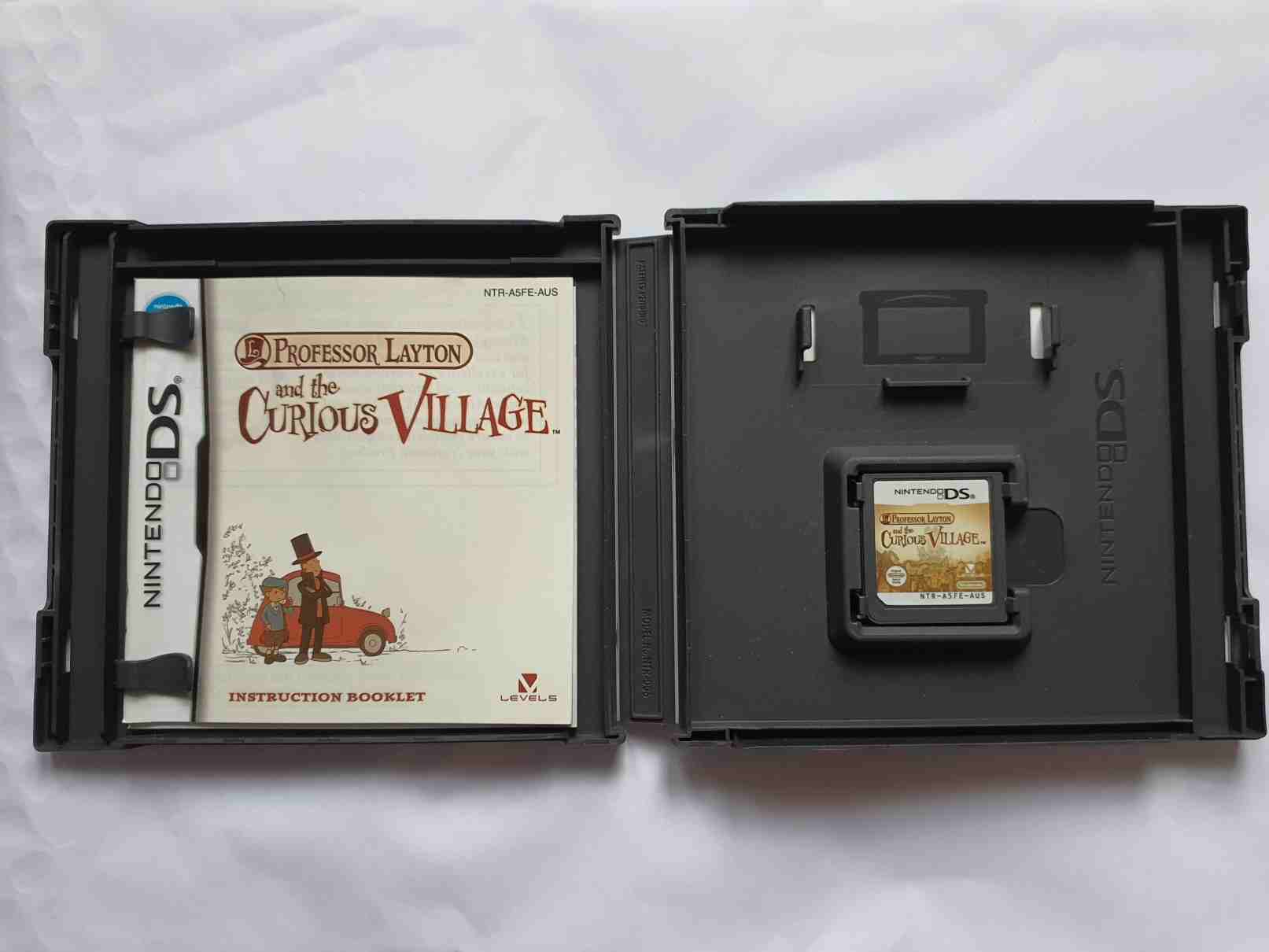 PROFESSOR LAYTON AND THE CURIOUS VILLAGE