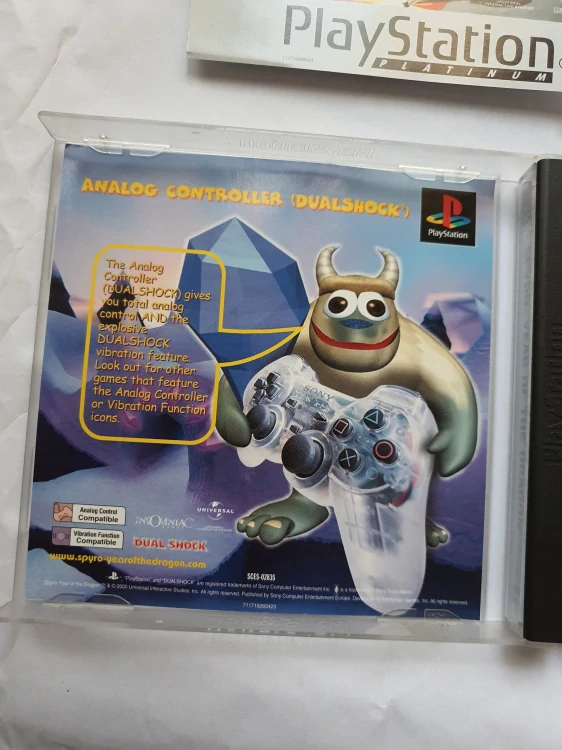 Spyro - Year of the Dragon-EN-PLATINUM-