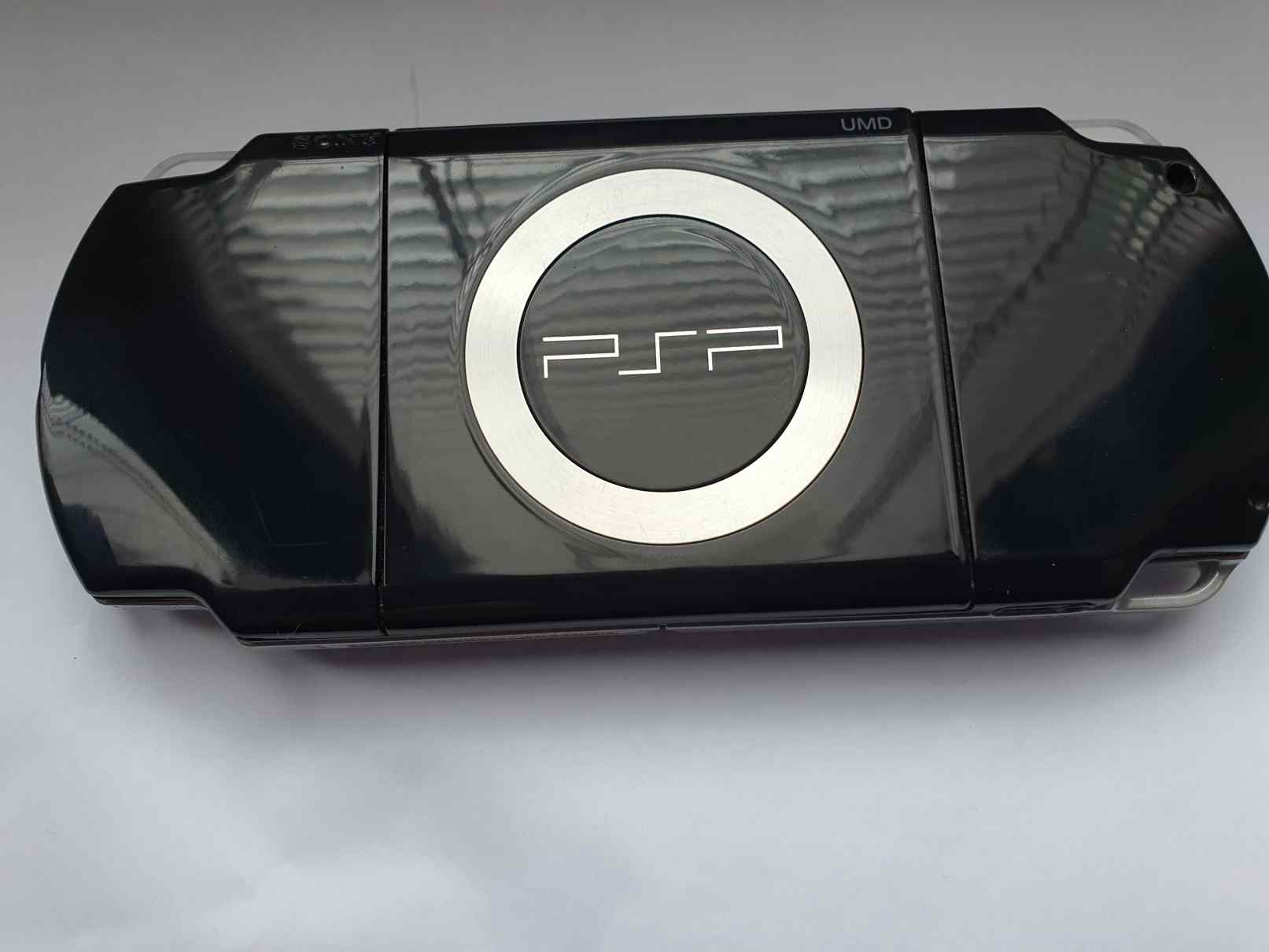 PSP PORTABLE 3004 -+ krabice - dohoda email
