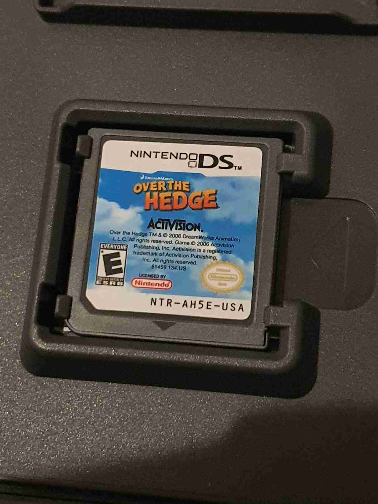 OVER THE HEDGE -USA-