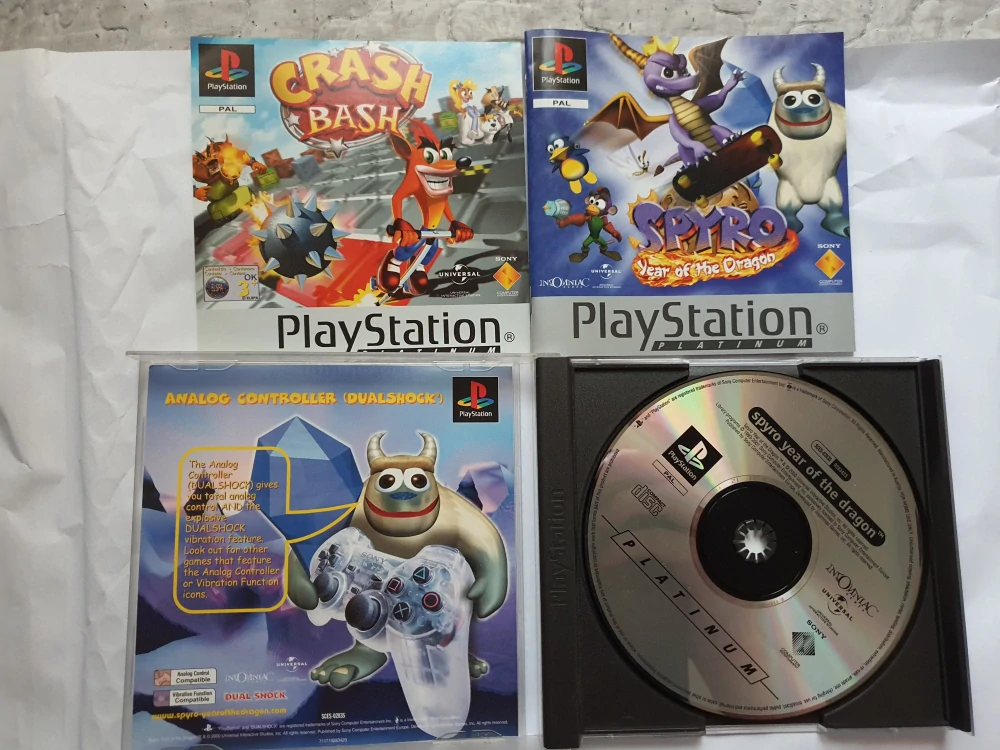 Spyro - Year of the Dragon-EN-PLATINUM-