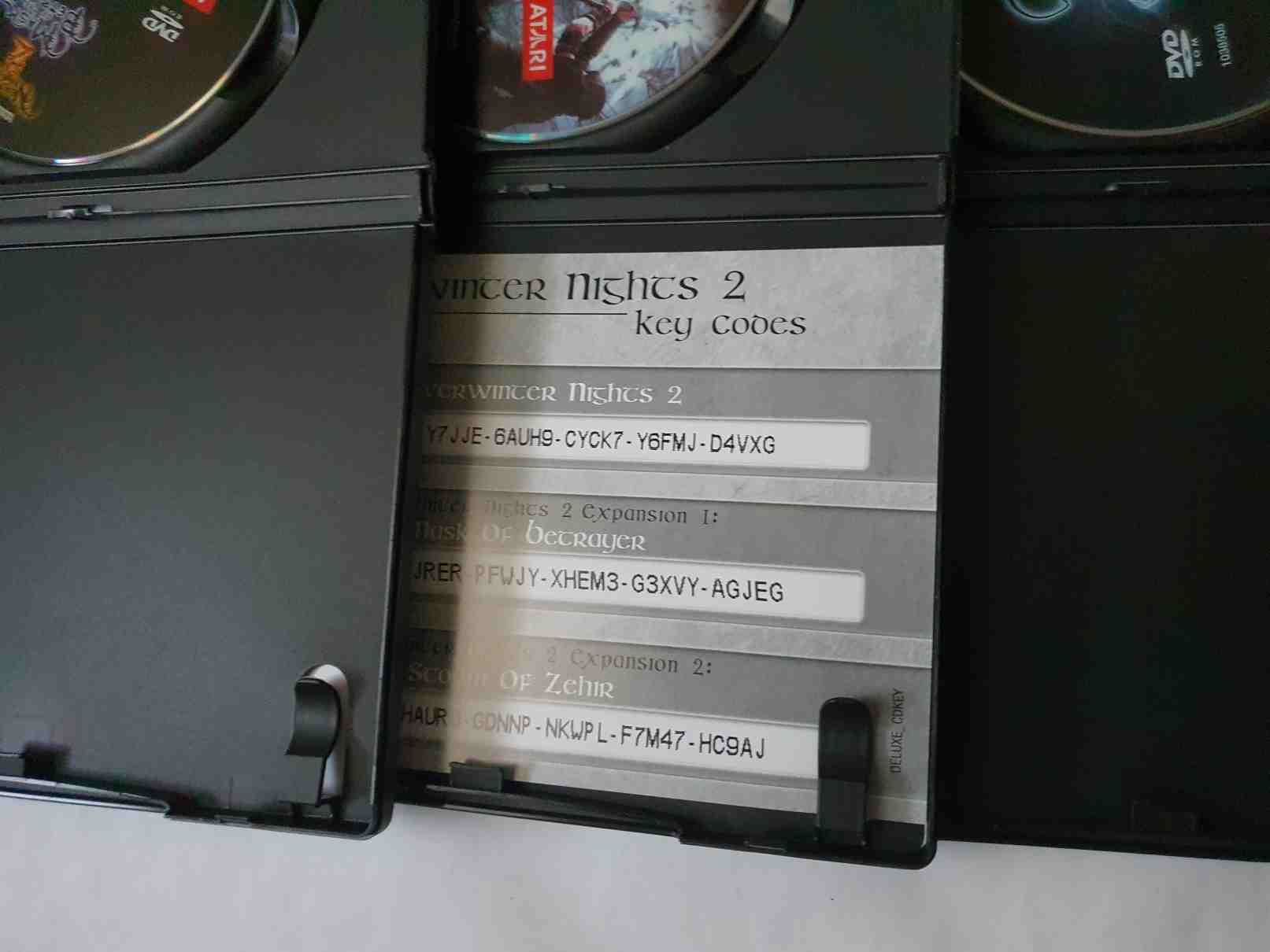 NEVERWINTER NIGHT 2 DELUXE EDITION 