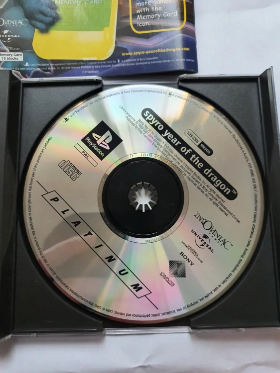 Spyro - Year of the Dragon-EN-PLATINUM-