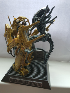 ALIEN FIGURKA Z COLLECTORS EDICE 